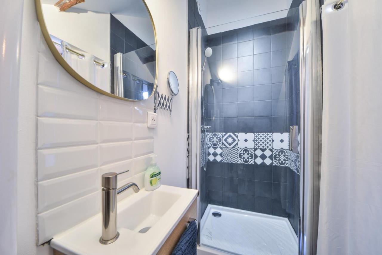 Velours & Balneo Apartment แซงต์-นาแซร์ ภายนอก รูปภาพ