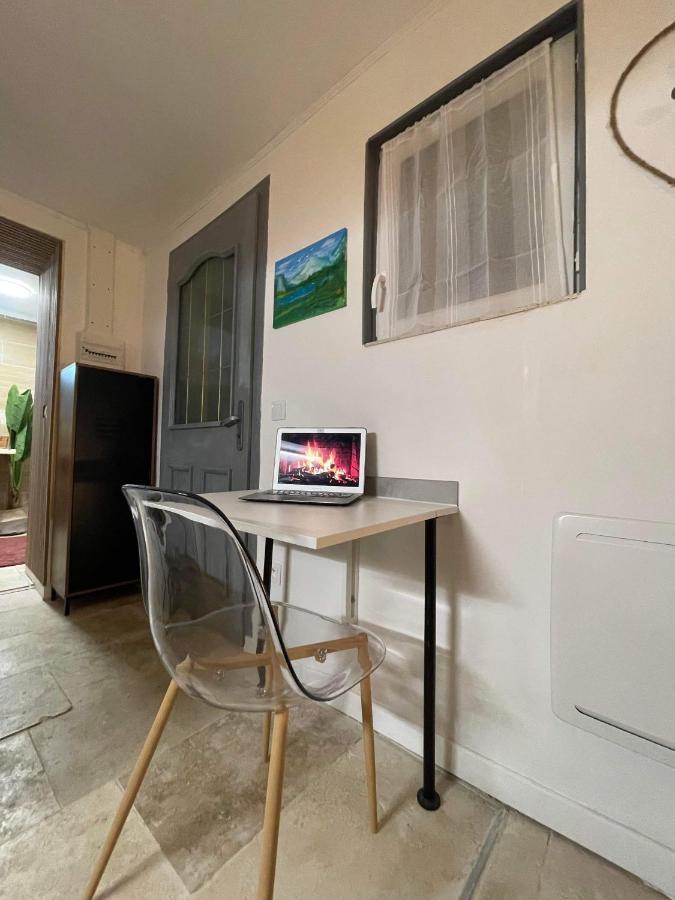Velours & Balneo Apartment แซงต์-นาแซร์ ภายนอก รูปภาพ