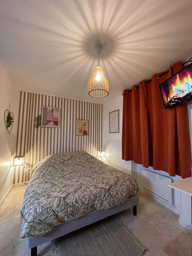 Velours & Balneo Apartment แซงต์-นาแซร์ ภายนอก รูปภาพ